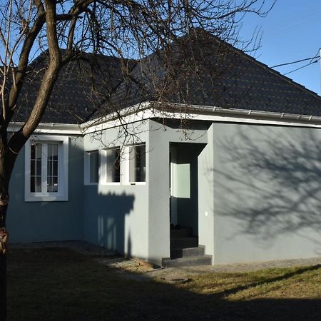 Flh - Grandparent'S House- A Small Beautiful House Сибиу Екстериор снимка